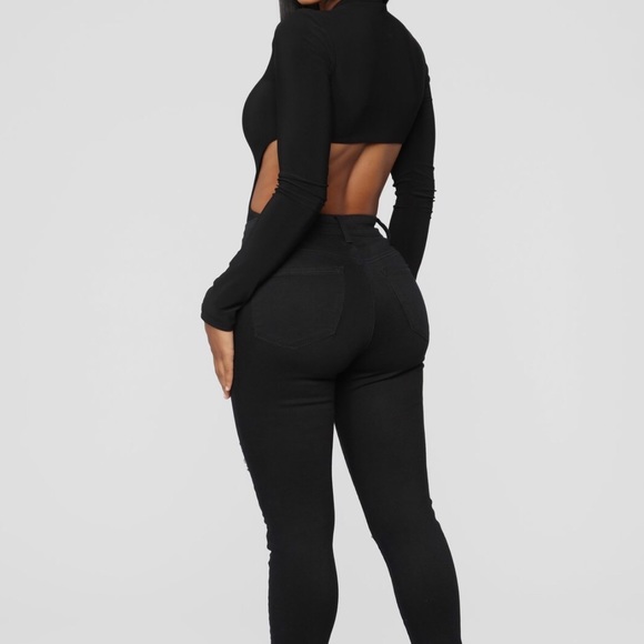 NTW Fashion Nova Black open back thong bodysuit - Picture 4 of 6